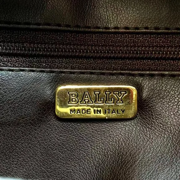 Bally Beige Quilted Handbag - Picture 12 of 12